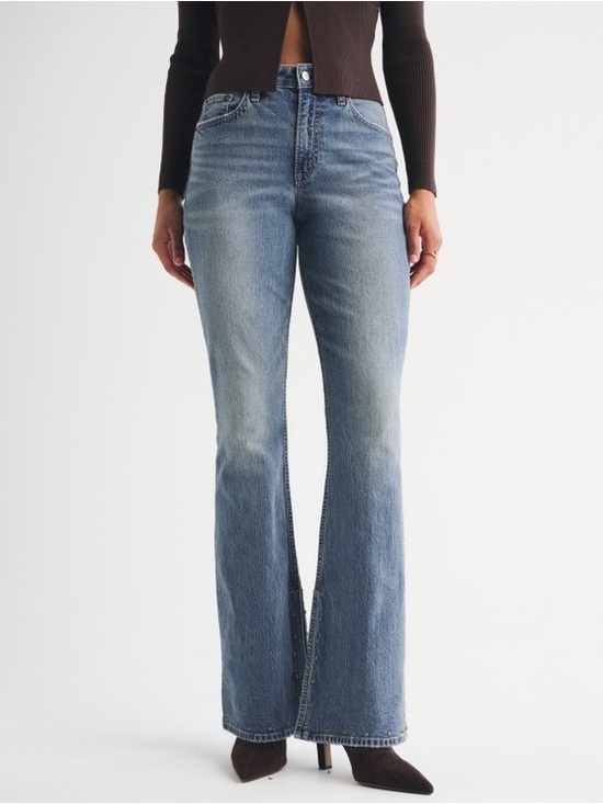 Abercrombie & Fitch Denim - Abercrombie Curve Love High Rise Bootcut Studded Split-Vent Hem Jeans Size 28